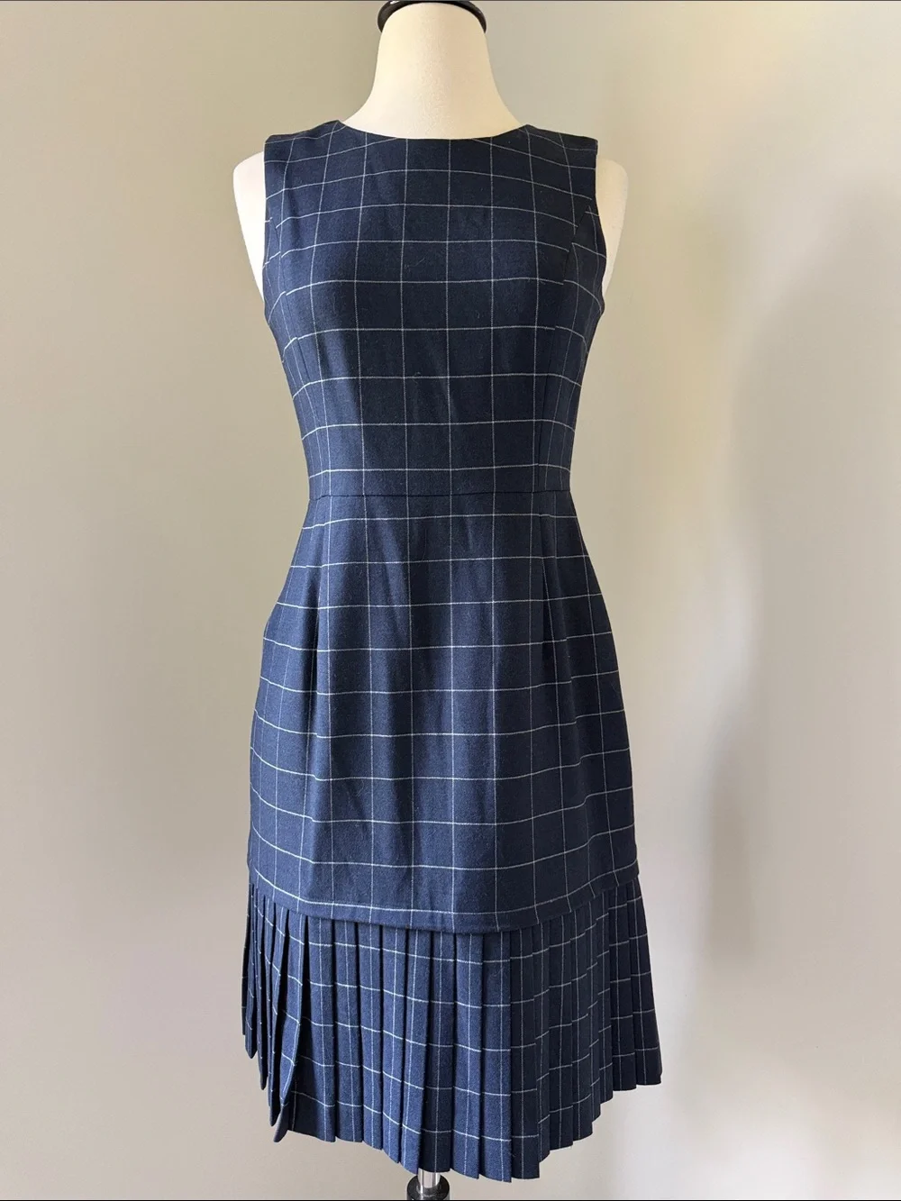 J.Crew Navy Blue Windowpane Pleated Hem Sheath Dress w/ Pockets (size 2P)